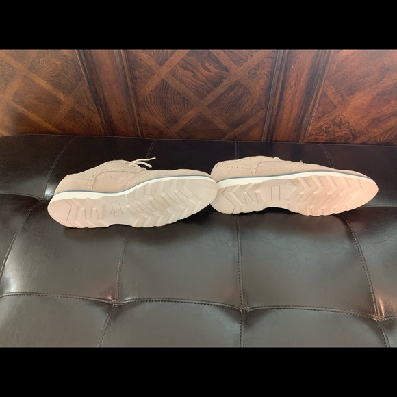 Michael Shannon shoes main image 5